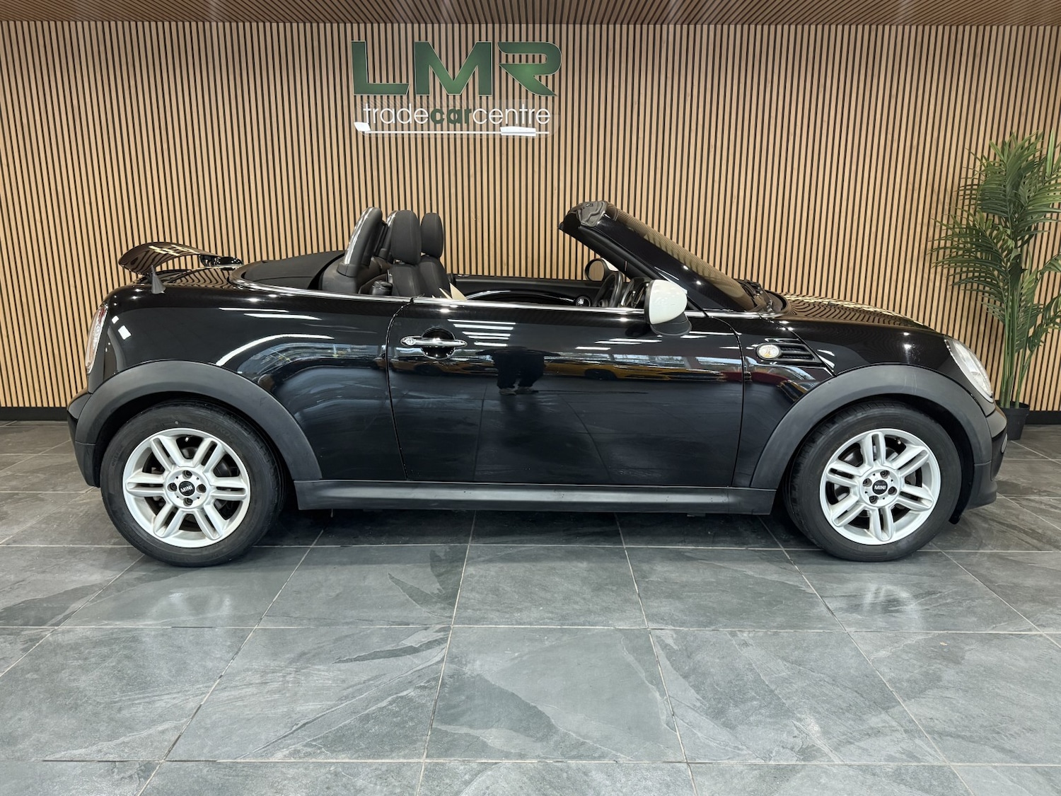 Used MINI Roadster 2014 for sale - 76497395: Photo 6