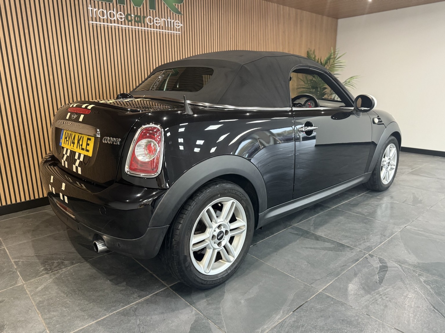 Used MINI Roadster 2014 for sale - 76497395: Photo 8
