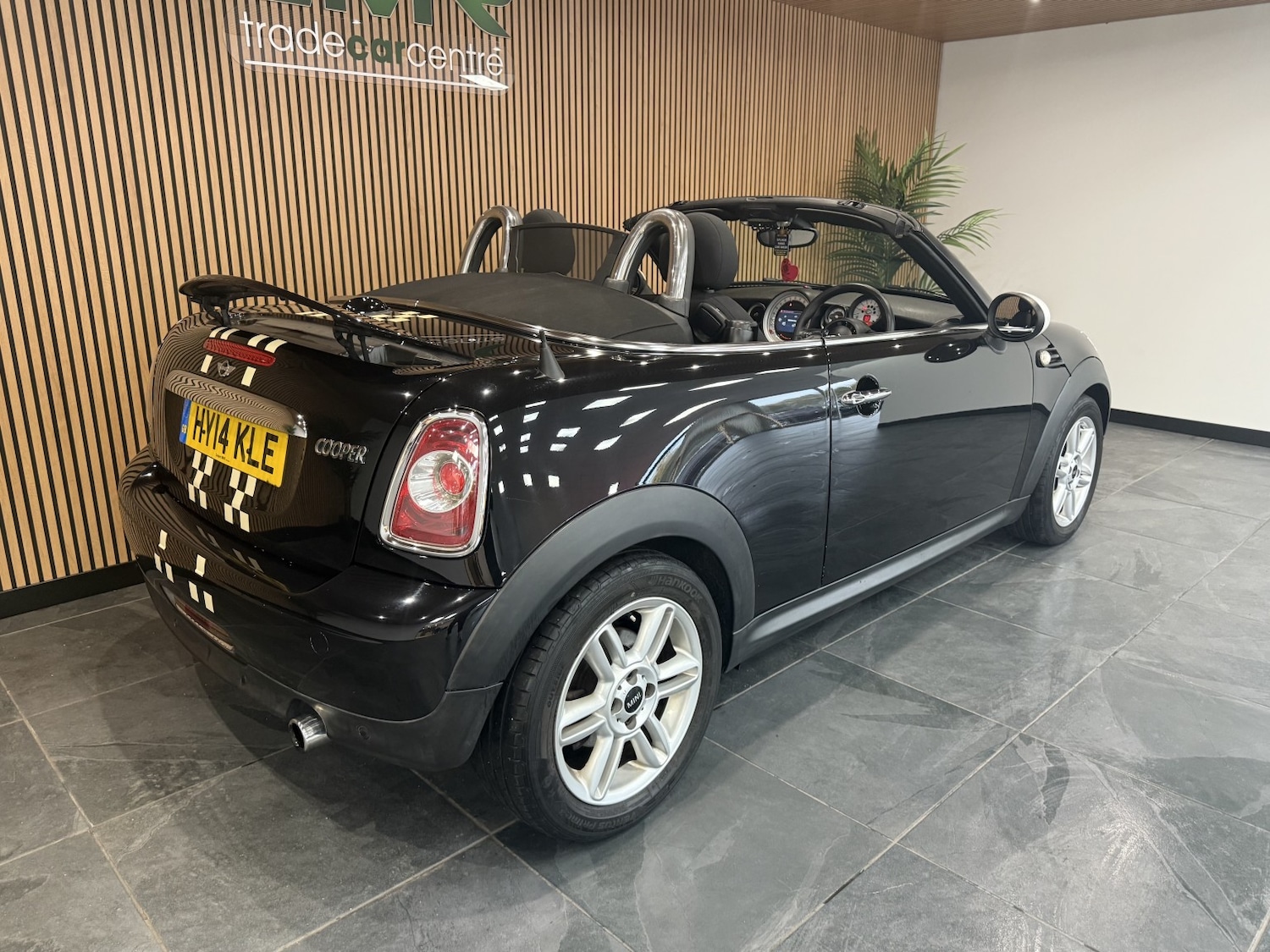 Used MINI Roadster 2014 for sale - 76497395: Photo 9