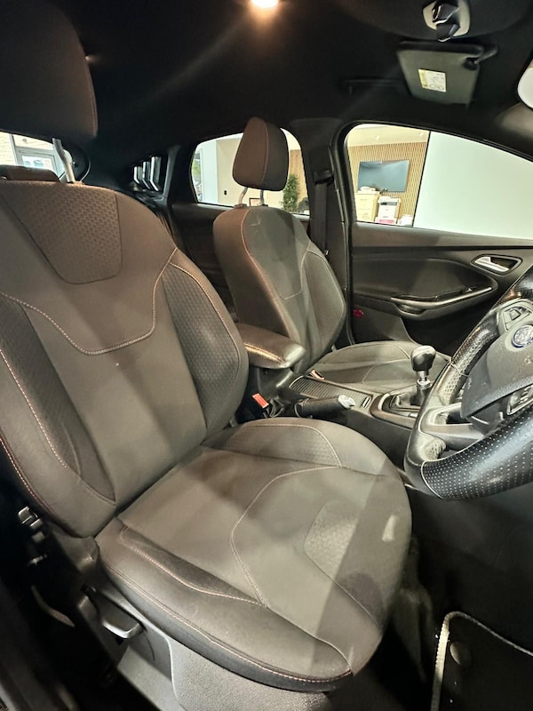 Used Ford Focus 2017 for sale - 76107283: Photo 17