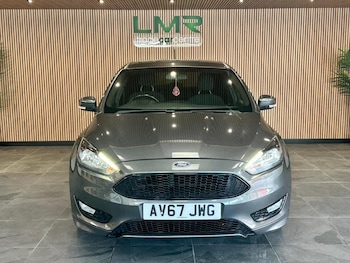 Used Ford Focus 2017 for sale - 76107283: Photo 3