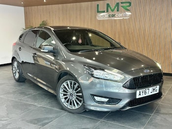 Used Ford Focus 2017 for sale - 76107283: Photo 4