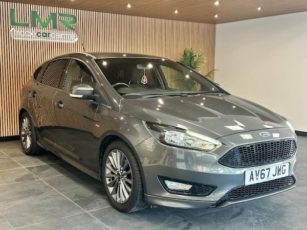 Used Ford Focus 2017 for sale - 76107283: Photo 5