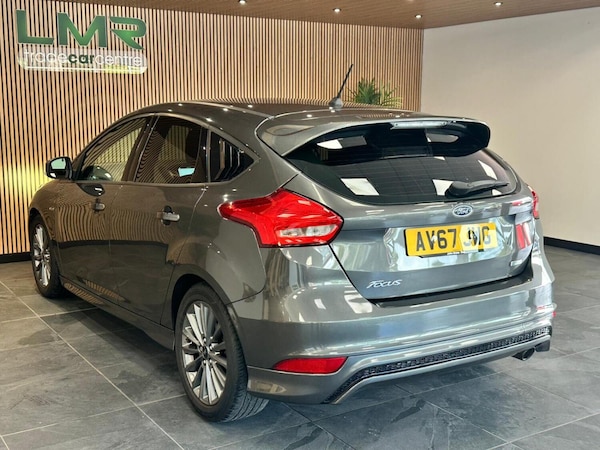 Used Ford Focus 2017 for sale - 76107283: Photo 7