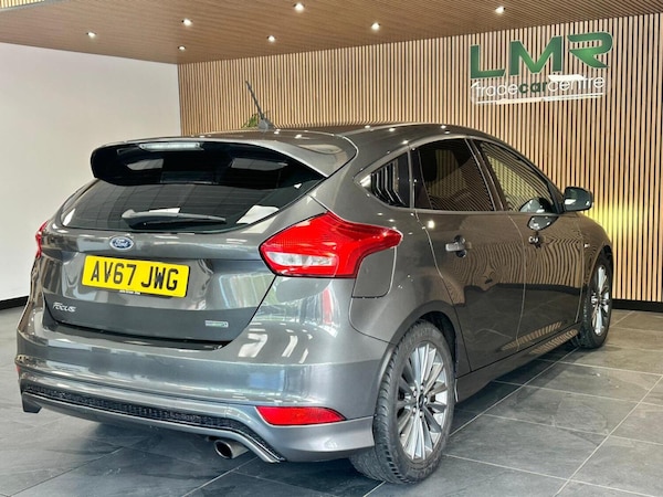 Used Ford Focus 2017 for sale - 76107283: Photo 9