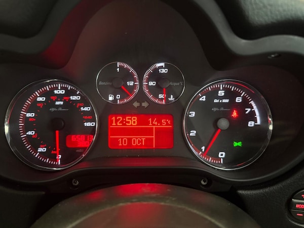 Used Alfa Romeo GT 2011 for sale - 76237156: Photo 15