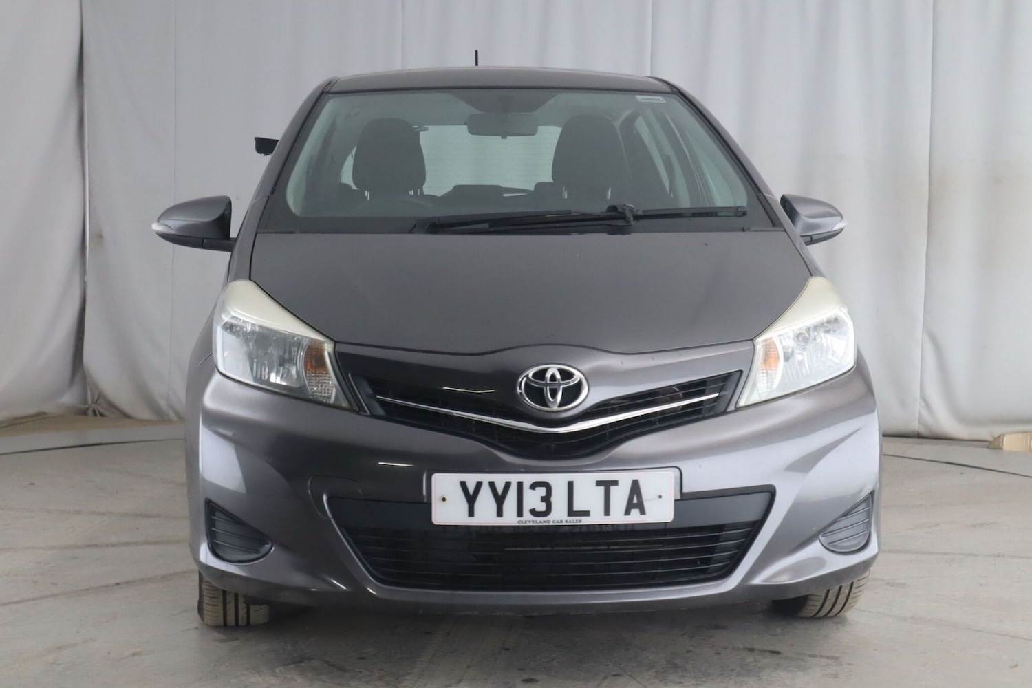 Used Toyota Yaris 2013 for sale - 76687201: Photo 3