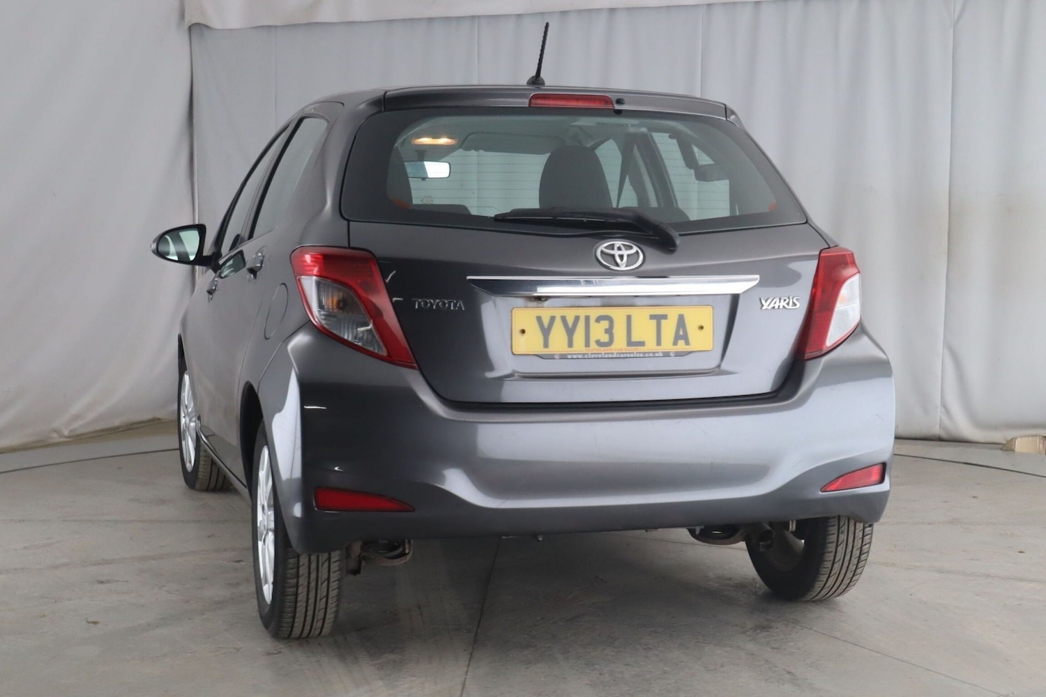 Used Toyota Yaris 2013 for sale - 76687201: Photo 7