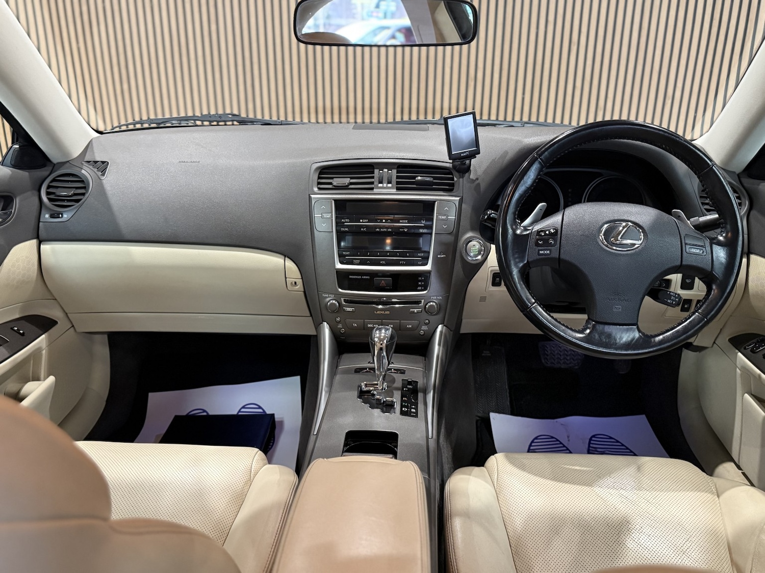 Used Lexus IS 2009 for sale - 77336204: Photo 22