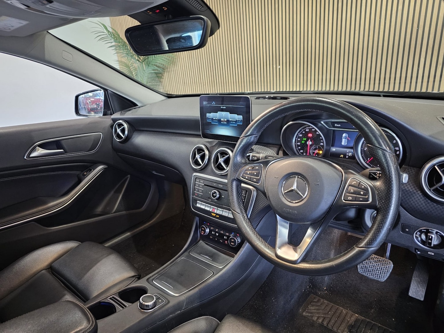 Used Mercedes-Benz A-Class 2017 for sale - 76762176: Photo 18