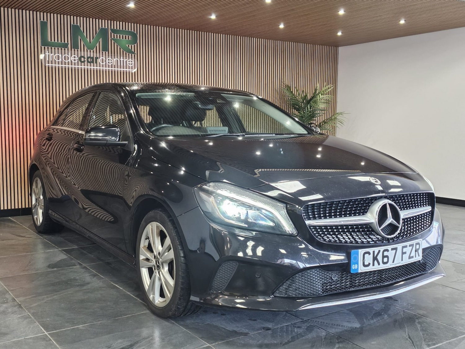 Used Mercedes-Benz A-Class 2017 for sale - 76762176: Photo 5