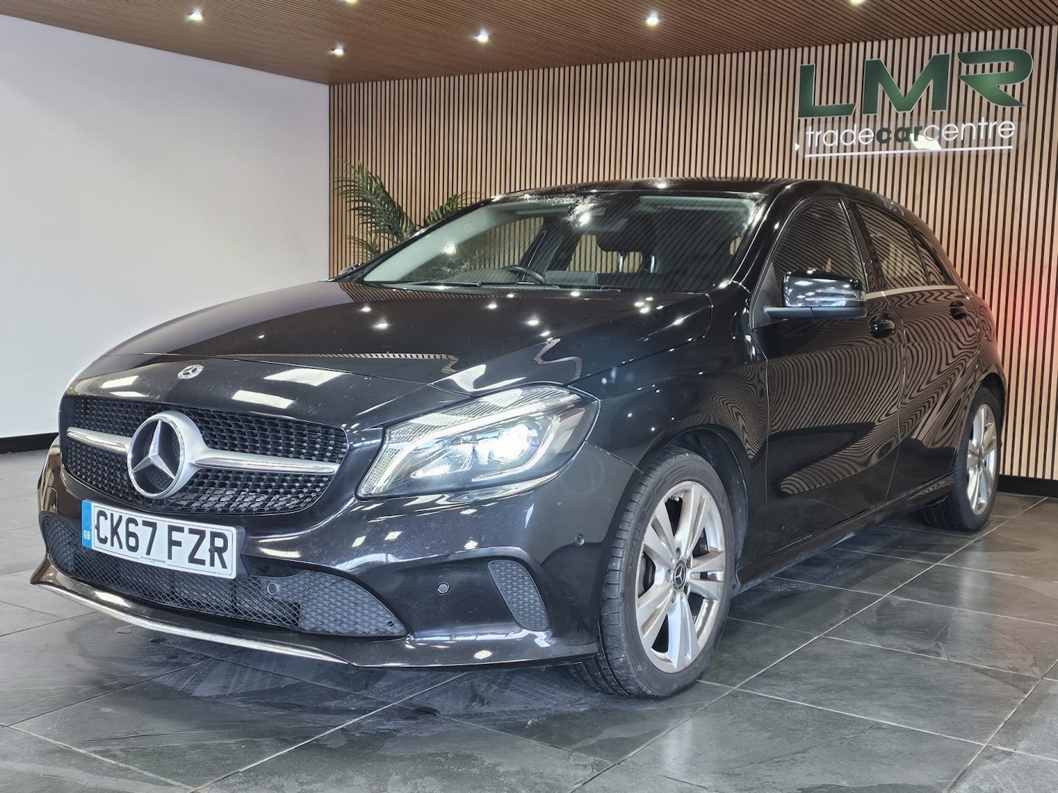 Used Mercedes-Benz A-Class 2017 for sale - 76762176: Photo 6