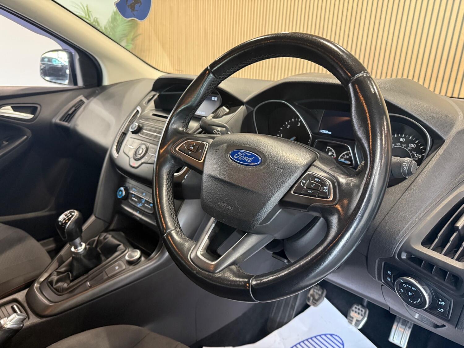 Used Ford Focus 2015 for sale - 76794507: Photo 13