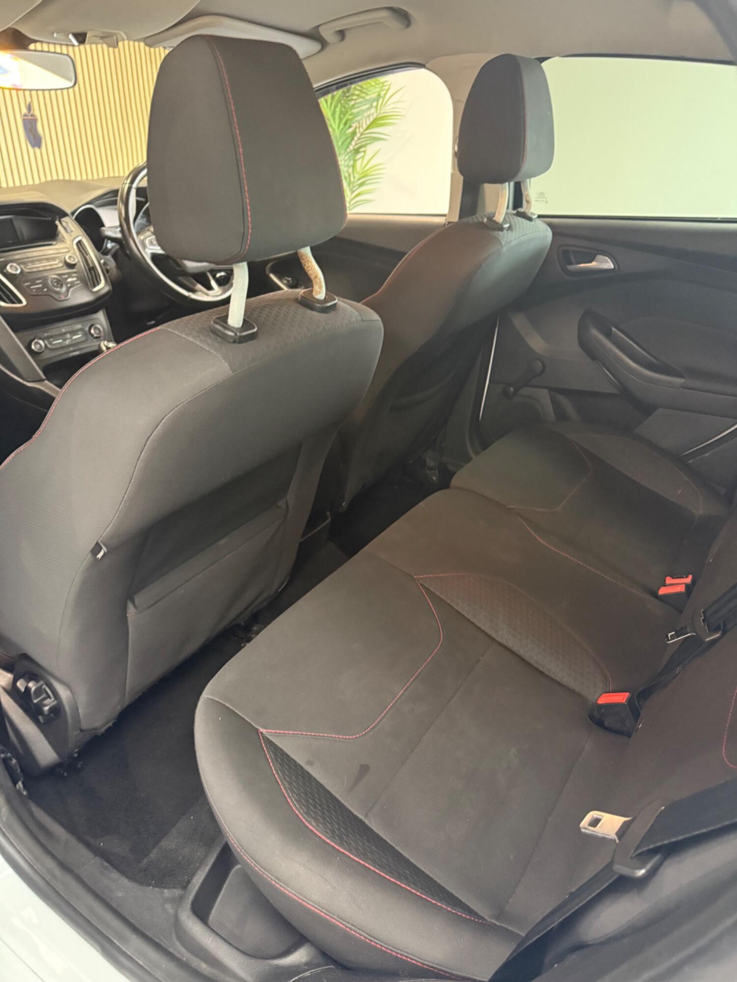 Used Ford Focus 2015 for sale - 76794507: Photo 21