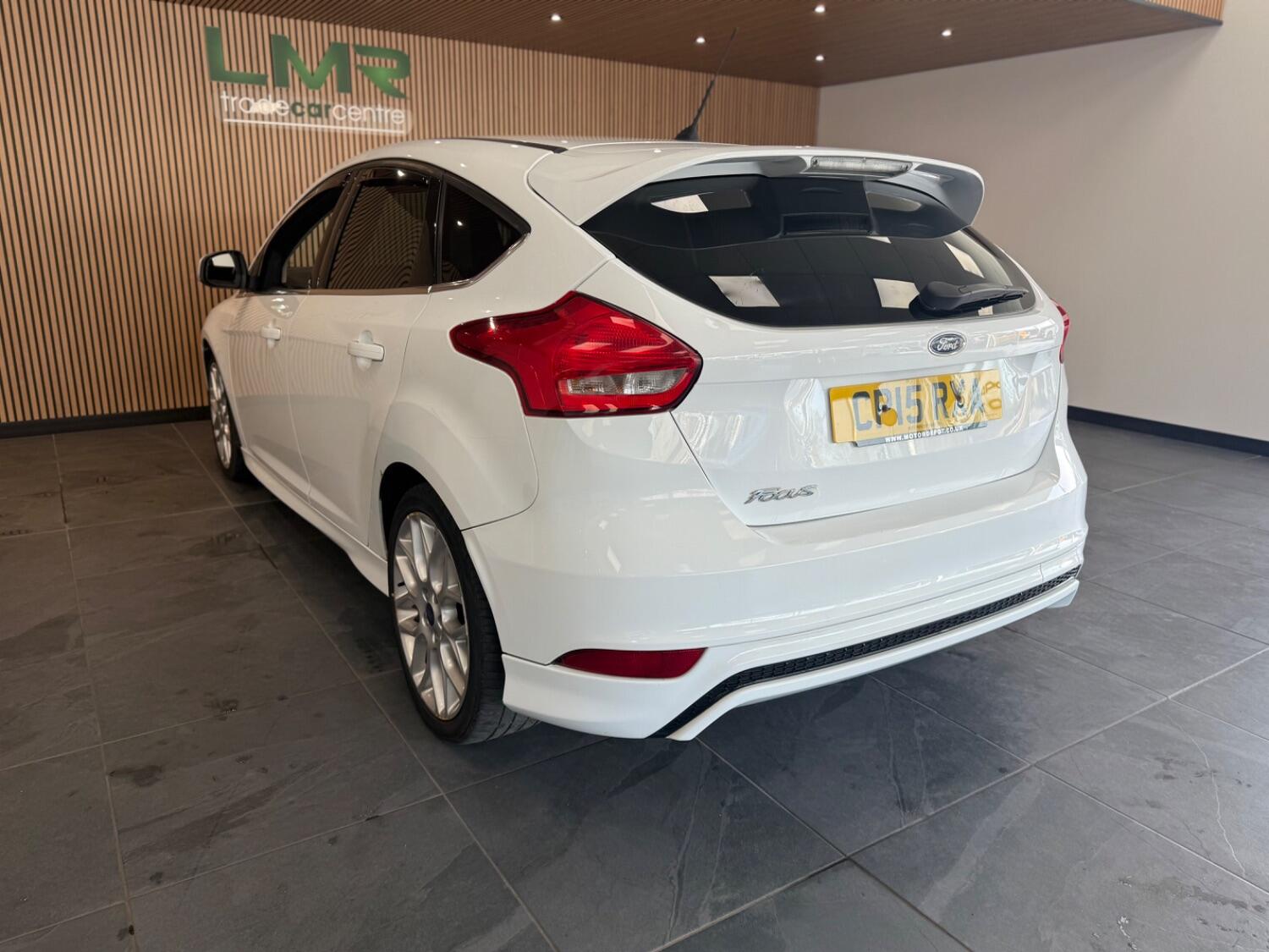 Used Ford Focus 2015 for sale - 76794507: Photo 4