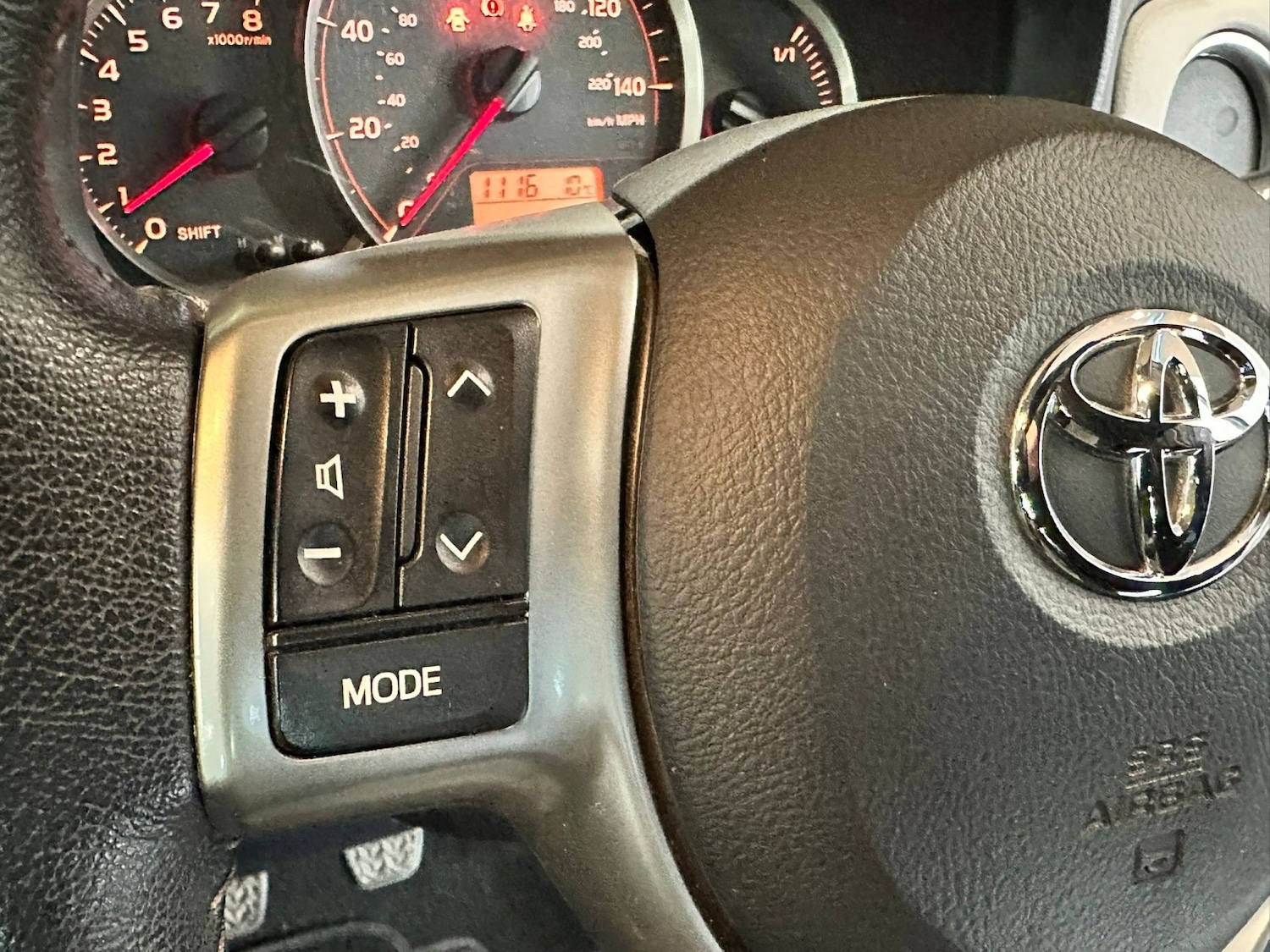 Used Toyota Yaris 2012 for sale - 77822383: Photo 18