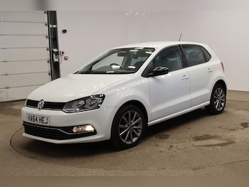 Used Volkswagen Polo 2014 for sale - 78190600: Photo