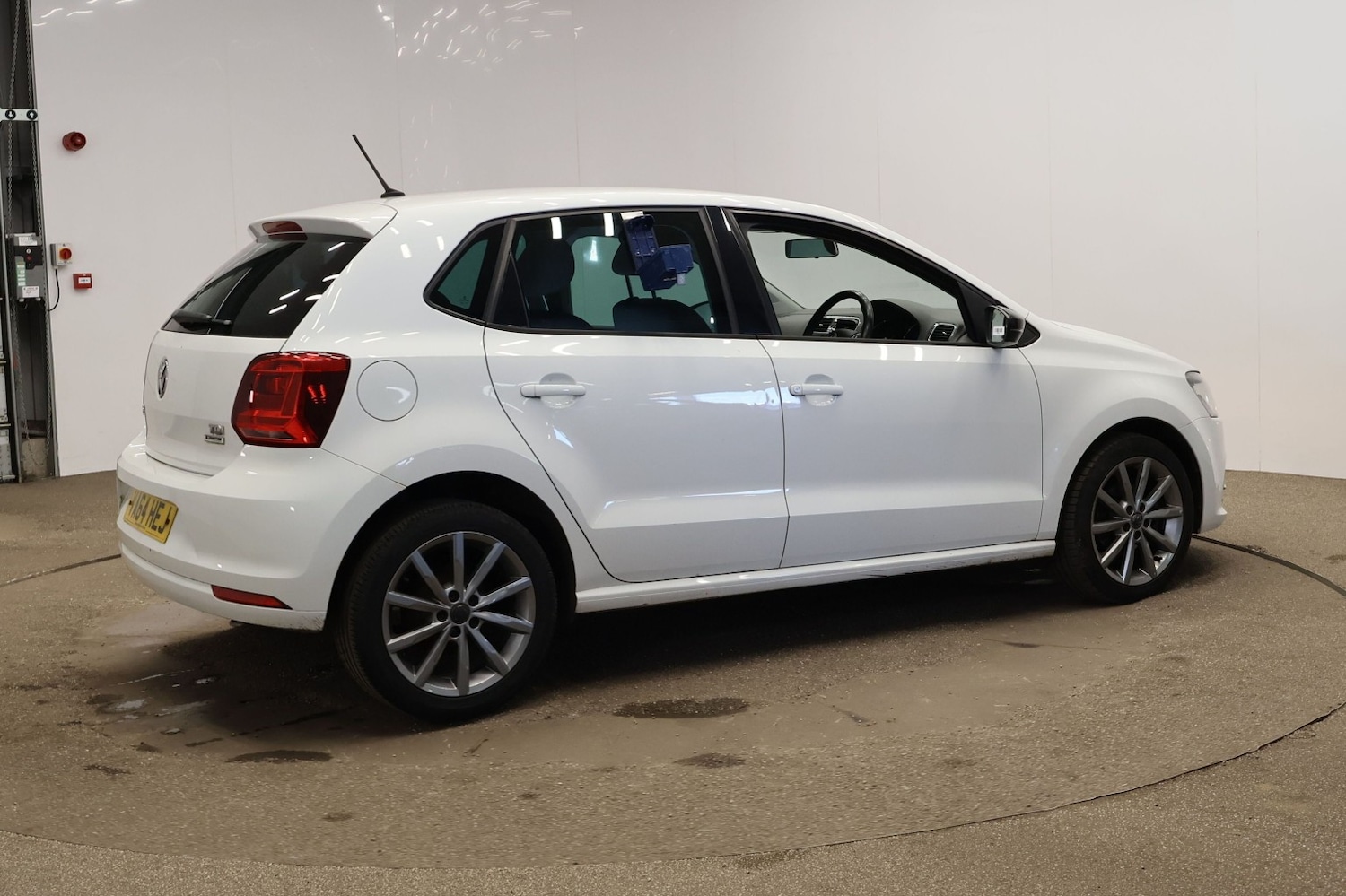 Used Volkswagen Polo 2014 for sale - 78190600: Photo 8