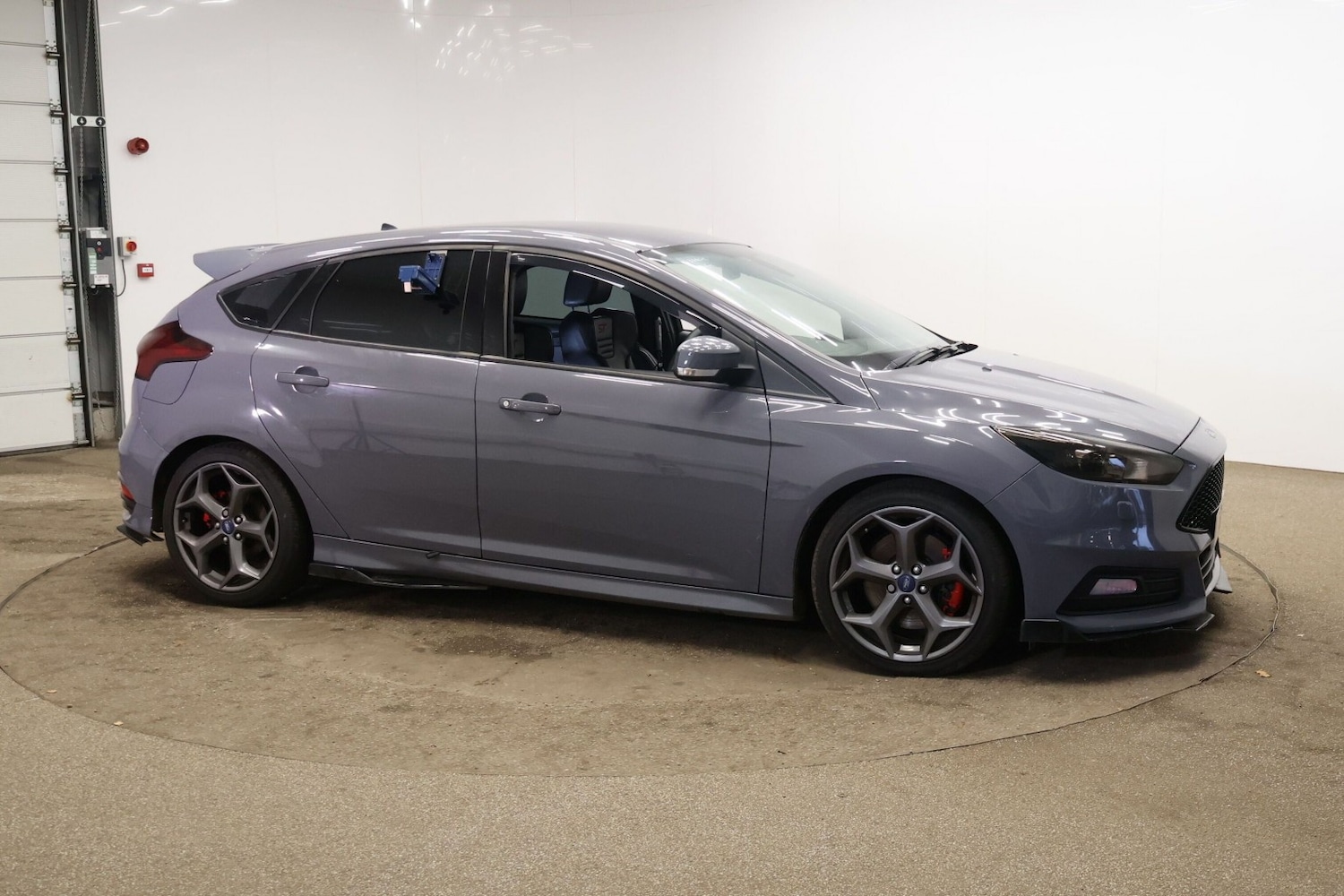 Used Ford Focus 2016 for sale - 77073023: Photo 3