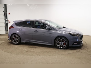 Used Ford Focus 2016 for sale - 77073023: Photo