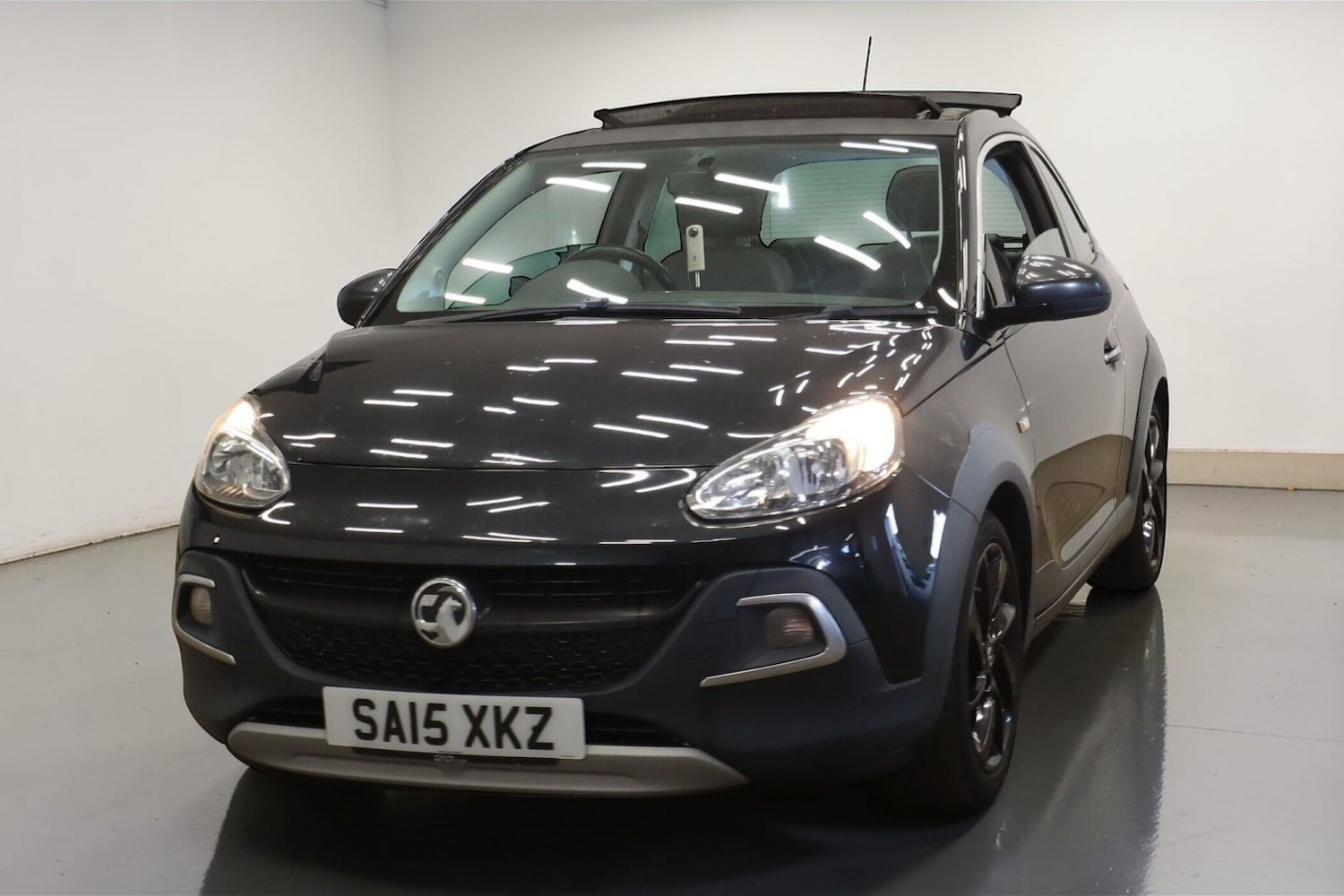 Used Vauxhall ADAM 2015 for sale - 77774739: Photo 3