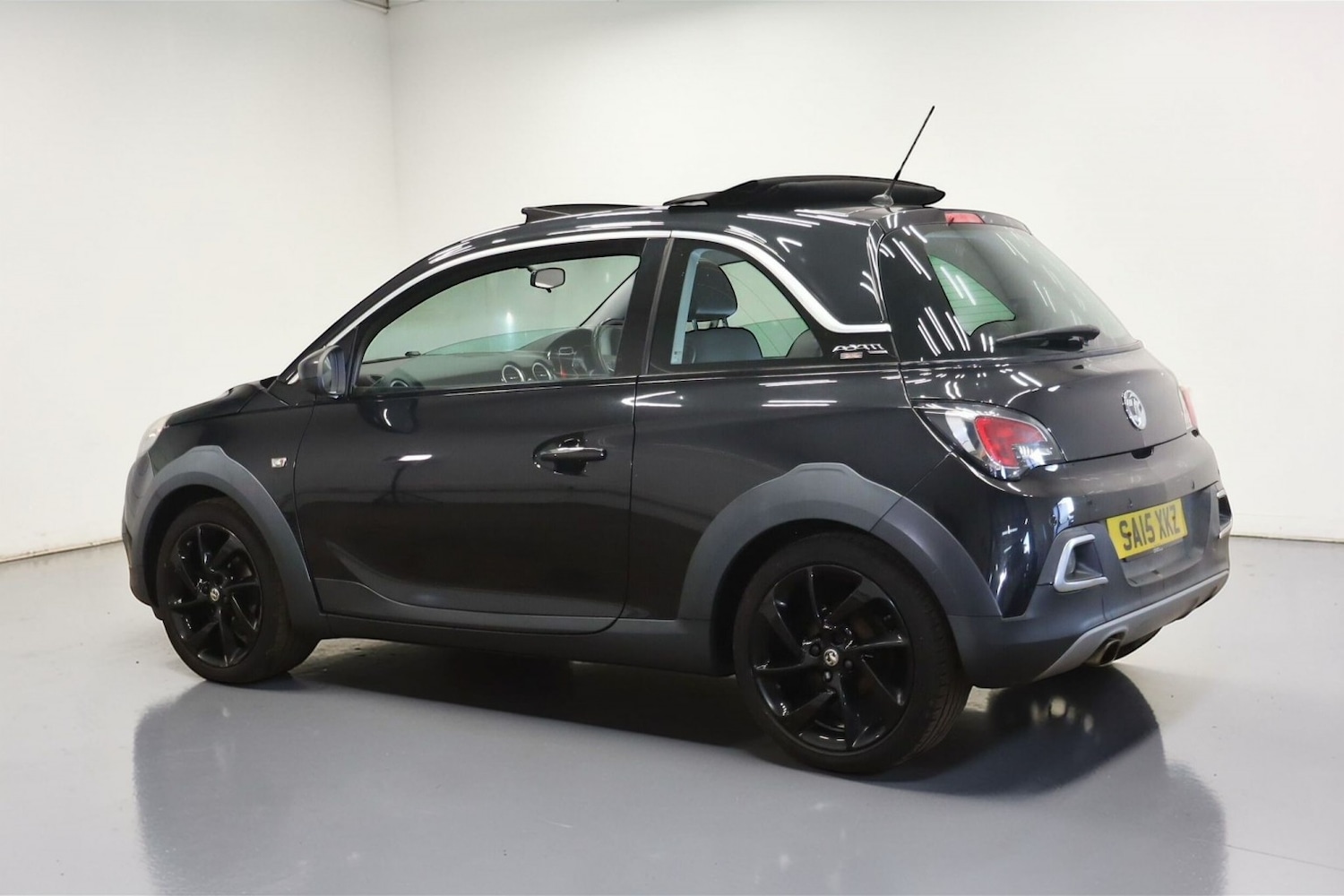 Used Vauxhall ADAM 2015 for sale - 77774739: Photo 9
