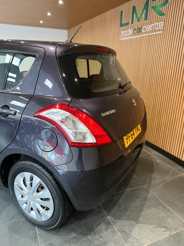 Used Suzuki Swift 2015 for sale - 76324859: Photo 10