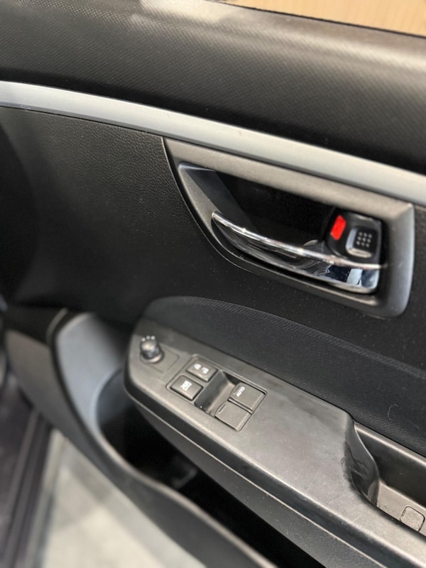 Used Suzuki Swift 2015 for sale - 76324859: Photo 13