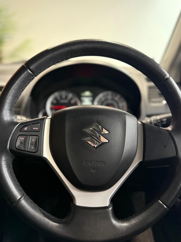 Used Suzuki Swift 2015 for sale - 76324859: Photo 17