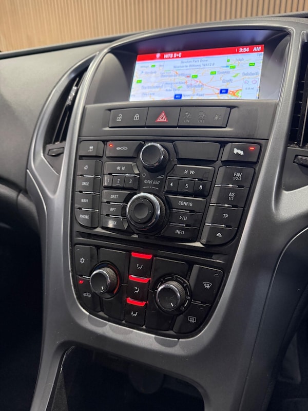 Used Vauxhall Astra 2015 for sale - 74432079: Photo 14