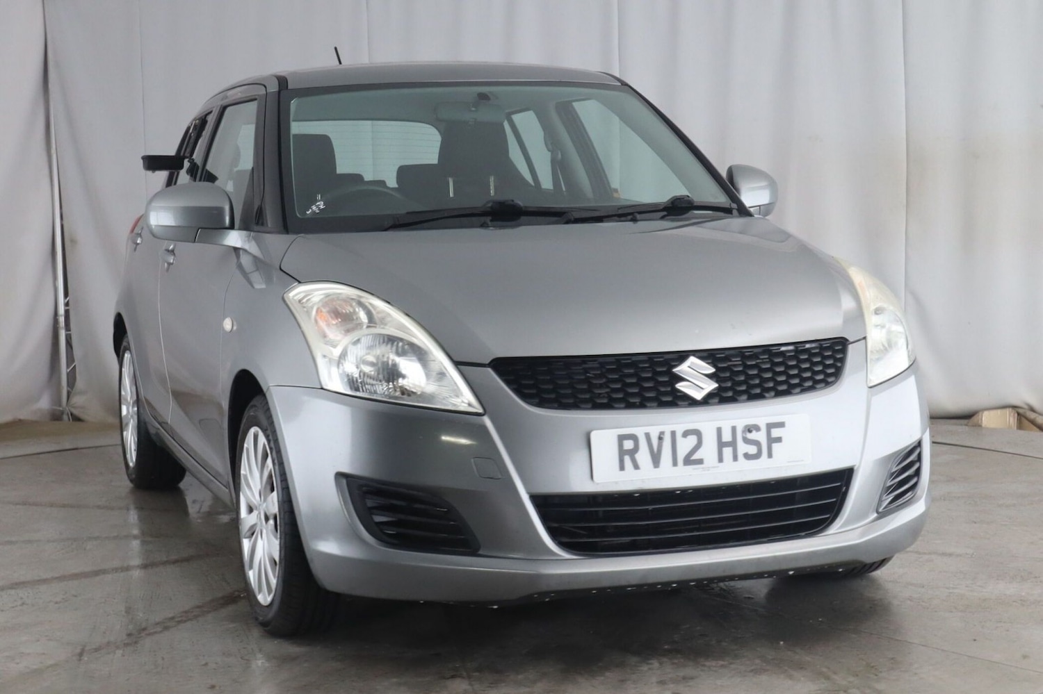 Used Suzuki Swift 2012 for sale - 76536799: Photo 3