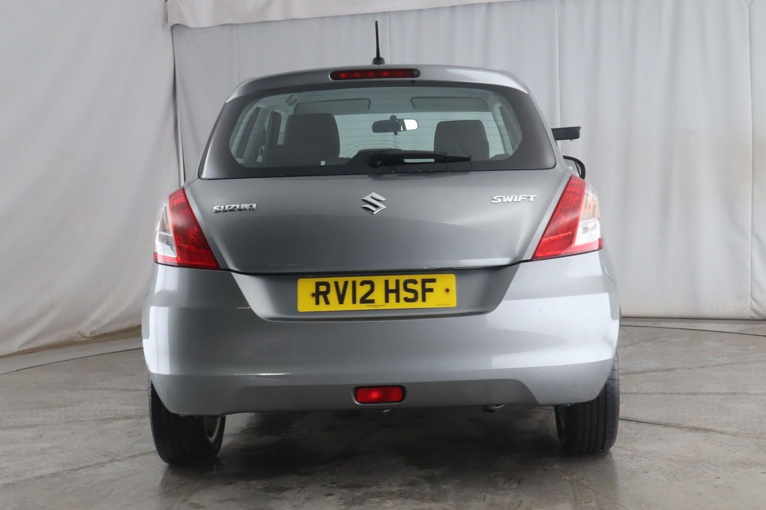 Used Suzuki Swift 2012 for sale - 76536799: Photo 6