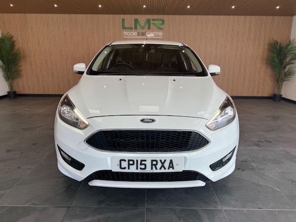 Used Ford Focus 2015 for sale - 74171198: Photo 2