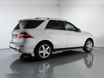 Used Mercedes-Benz M Class 2012 for sale - 78865033: Photo