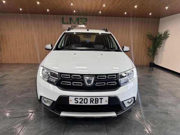 Used Dacia Sandero Stepway 2017 for sale - 72761384: Photo 3