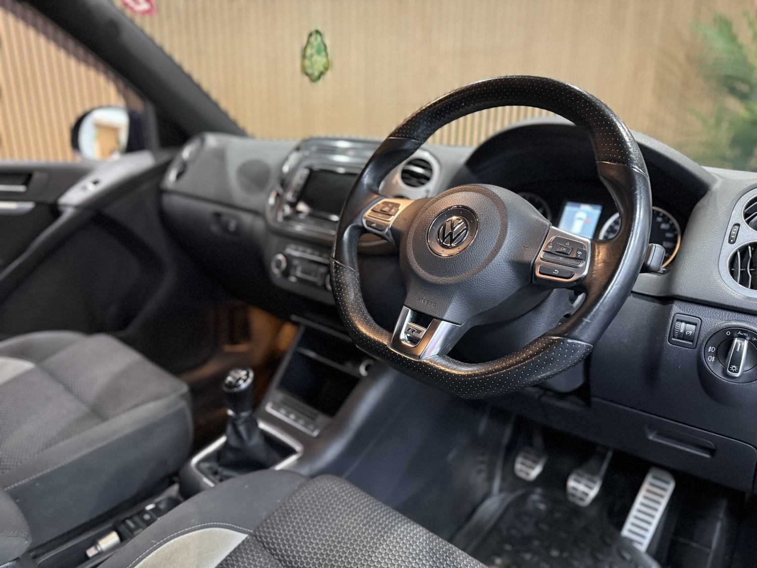 Used Volkswagen Tiguan 2013 for sale - 76751893: Photo 15