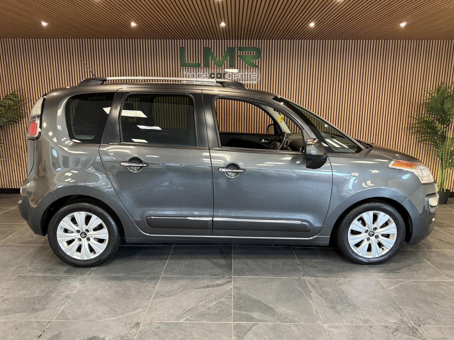 Used Citroen C3 Picasso 2015 for sale - 76329768: Photo 5