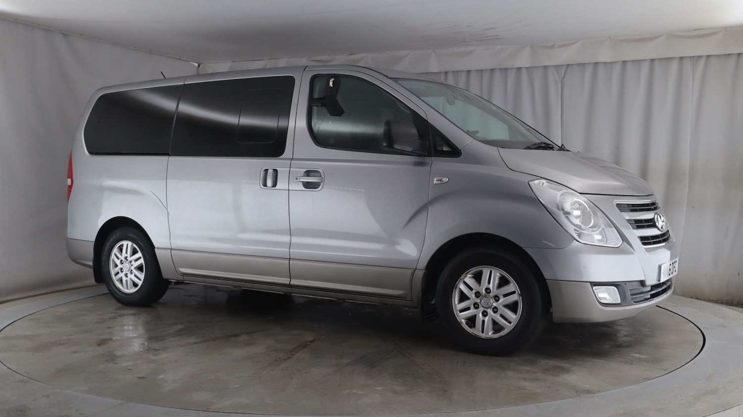 Used Hyundai i800 2016 for sale - 77251140: Photo 4