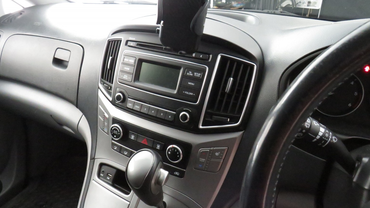 Used Hyundai i800 2016 for sale - 77251140: Photo 9