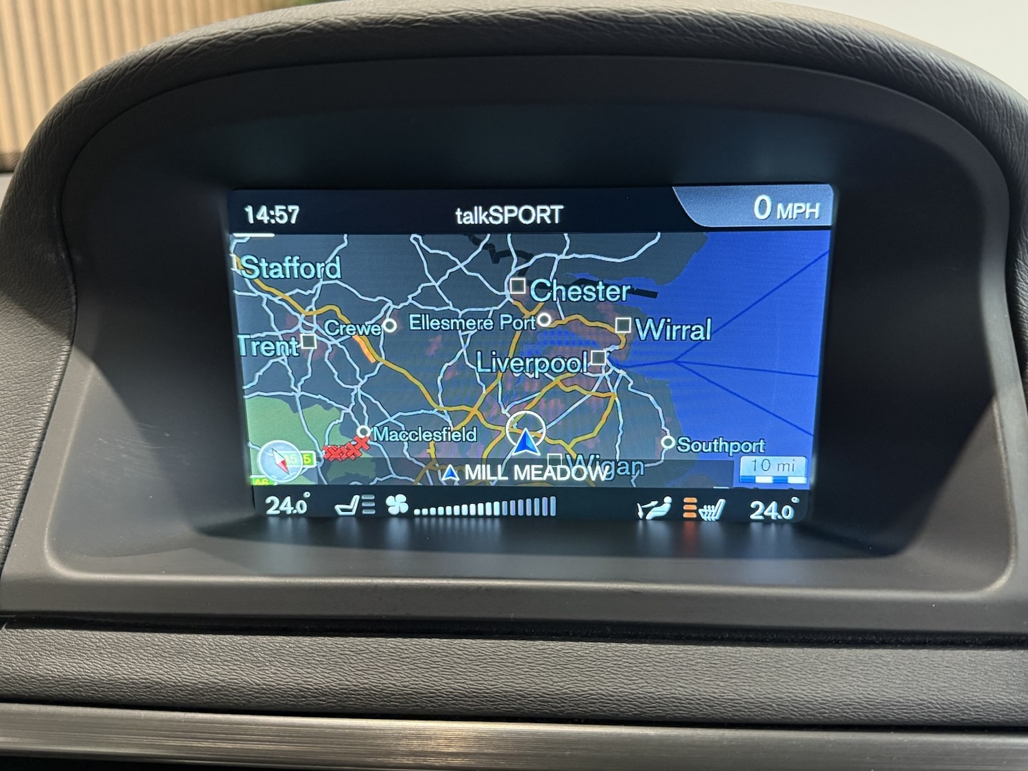 Used Volvo XC70 2014 for sale - 77118671: Photo 22