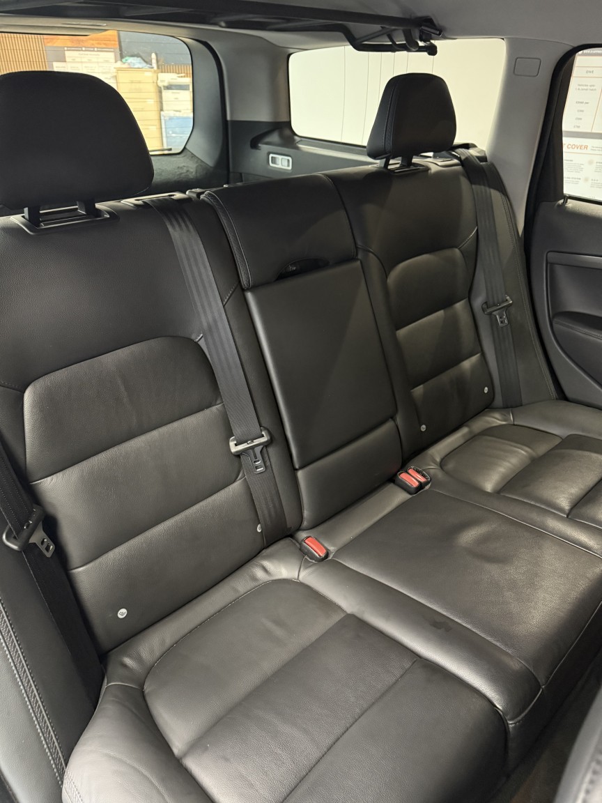 Used Volvo XC70 2014 for sale - 77118671: Photo 32