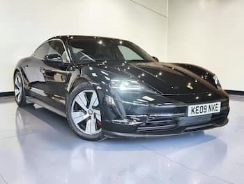 Used Porsche Taycan 2020 for sale - 79644399: Photo