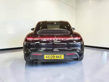 Used Porsche Taycan 2020 for sale - 79644399: Photo
