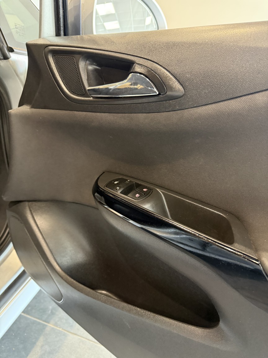 Used Vauxhall Corsa 2016 for sale - 78145819: Photo 12