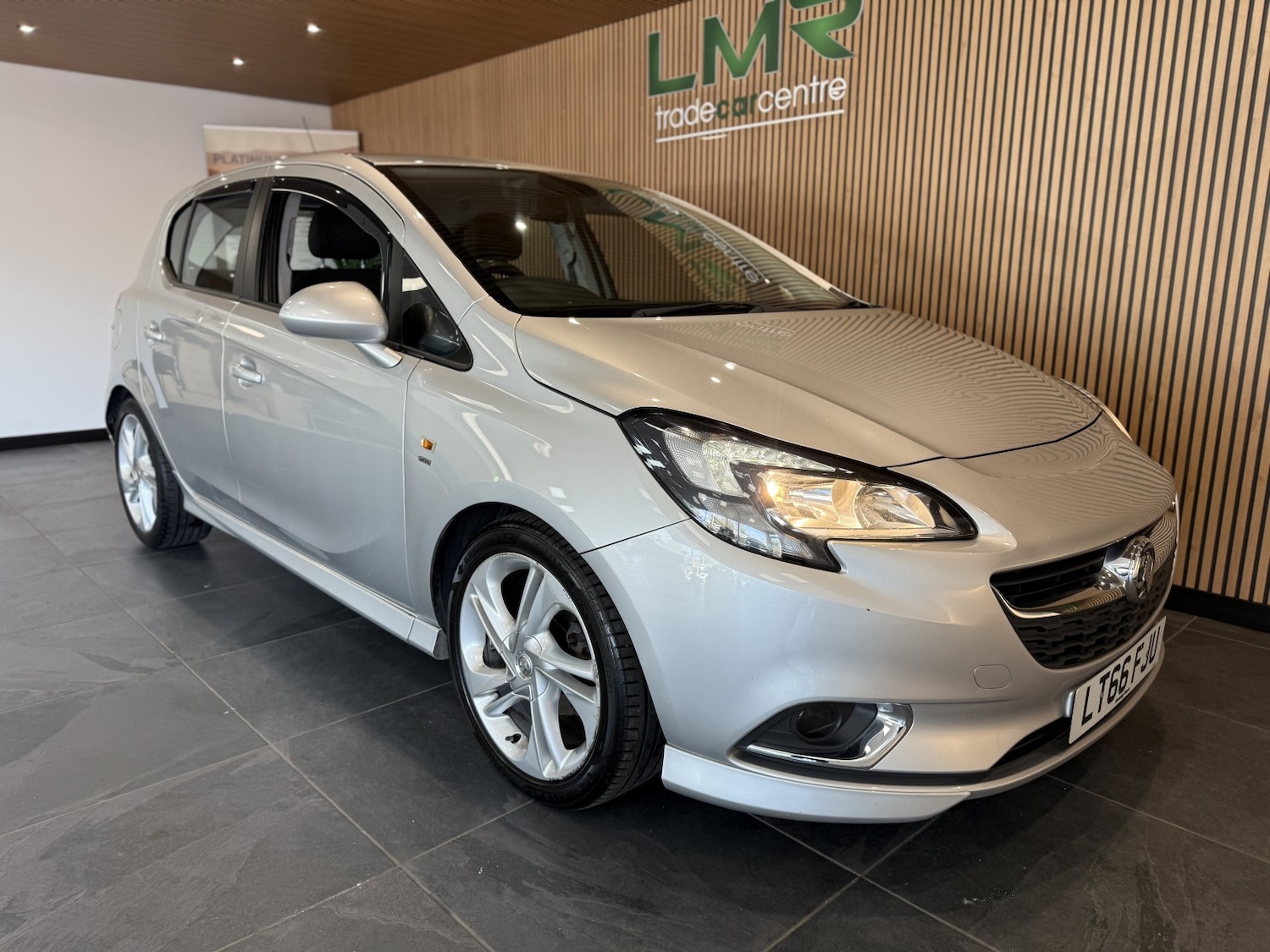Used Vauxhall Corsa 2016 for sale - 78145819: Photo 5