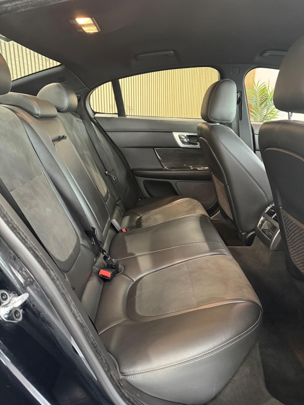 Used Jaguar XF 2014 for sale - 74495775: Photo 29