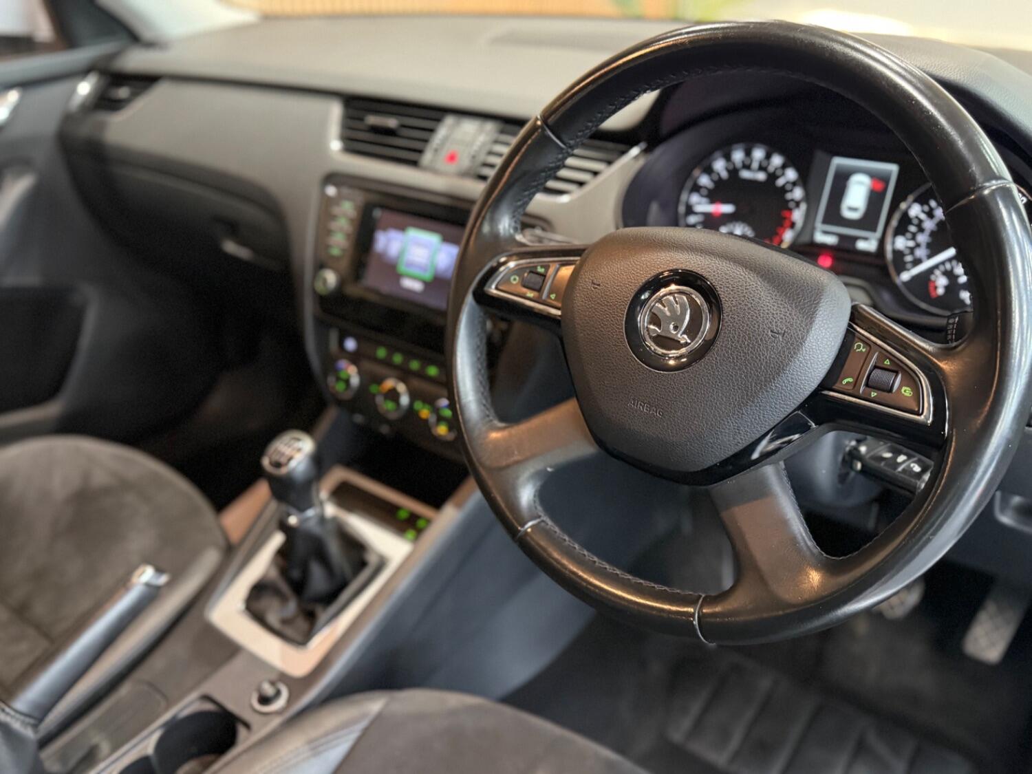 Used Skoda Octavia 2014 for sale - 76253009: Photo 16