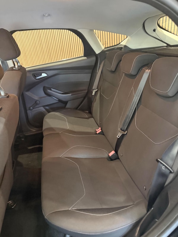 Used Ford Focus 2015 for sale - 76040981: Photo 25