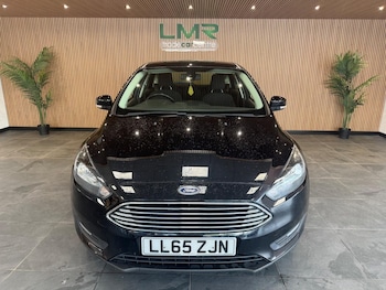 Used Ford Focus 2015 for sale - 76040981: Photo 3