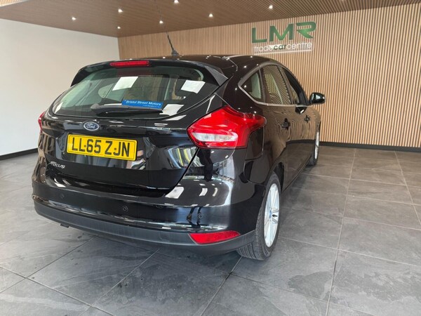 Used Ford Focus 2015 for sale - 76040981: Photo 8